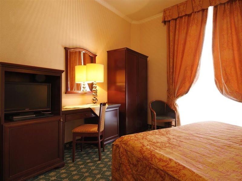 Europa & Concordia Hotel 4*